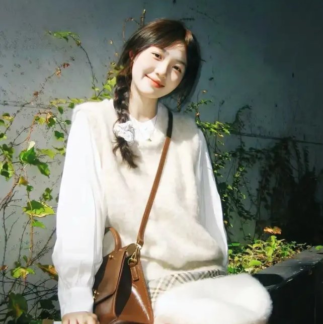 榆木湖边的房子